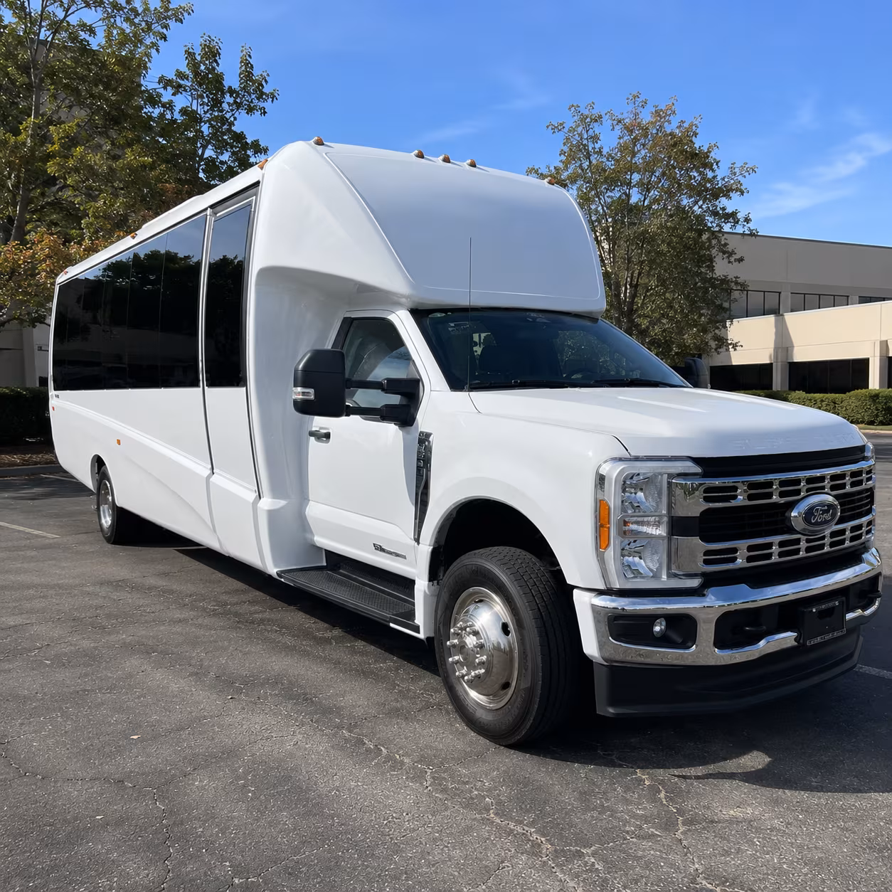 corporate event and conference buses serving santa monica