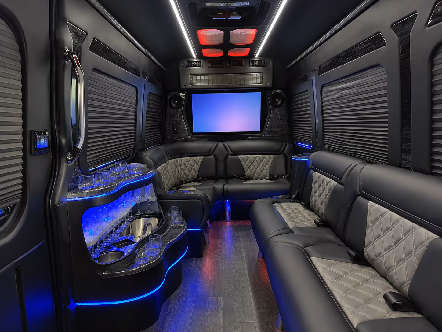 hotel to venue shuttle bus services for santa monica corporate groups