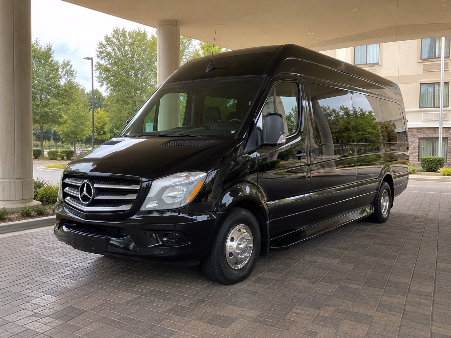 santa monica sprinter limousine
