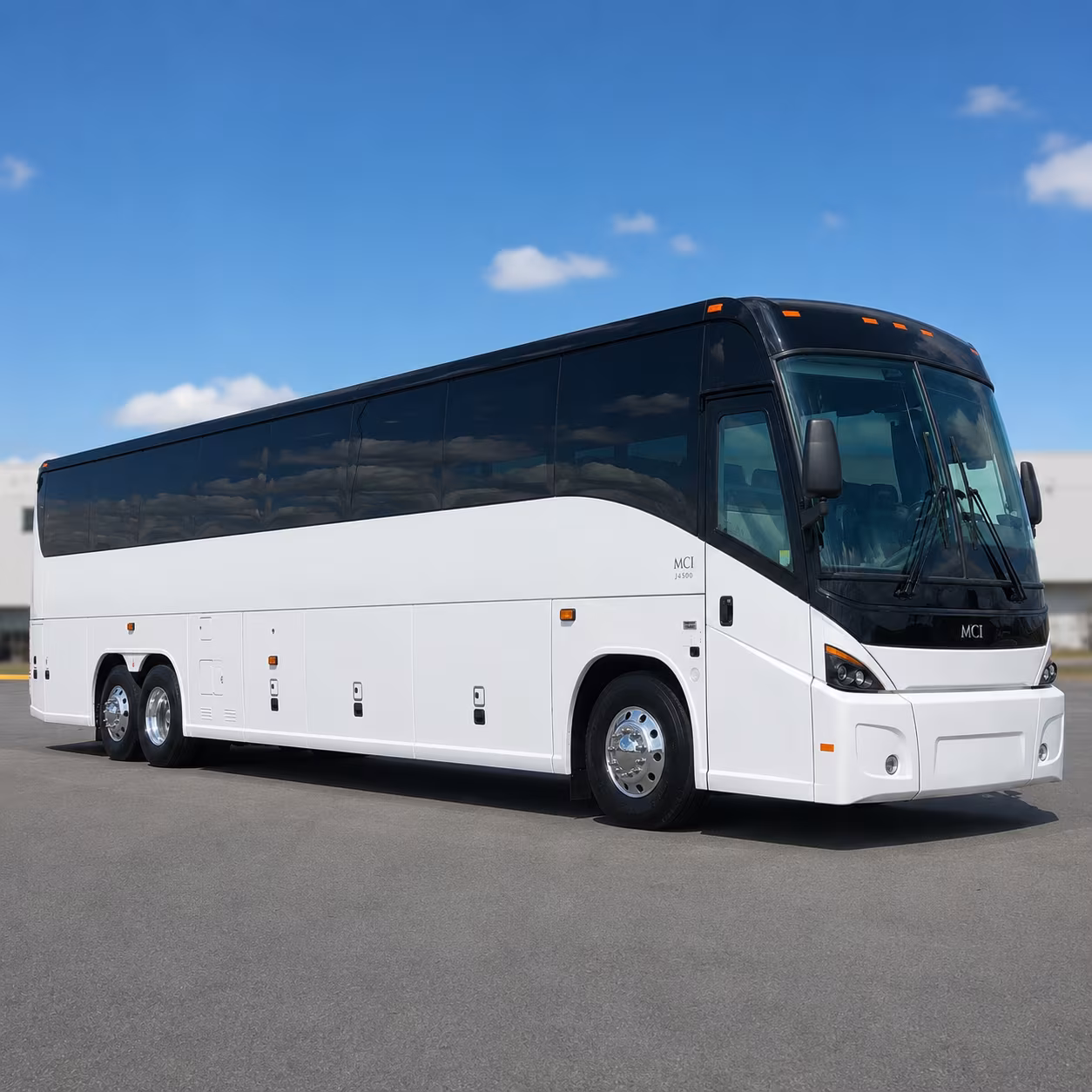 shuttle buses between santa monica hotels and hollywood burbank airport