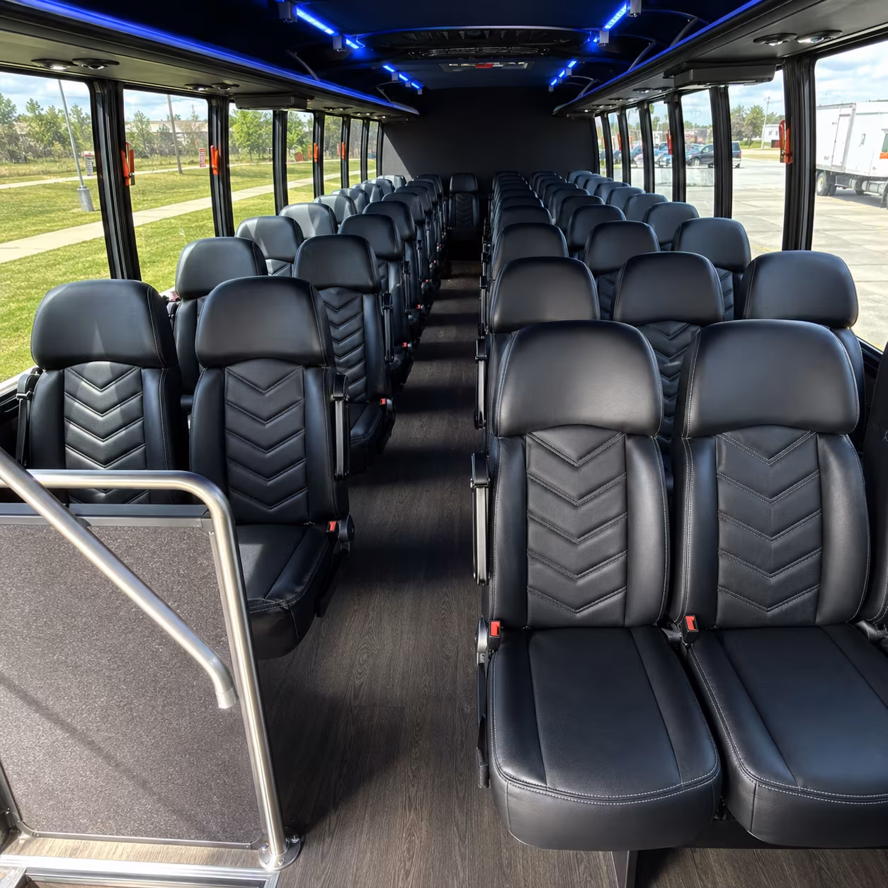 what kind of bus am i actually looking for and how does that change the price in santa monica
